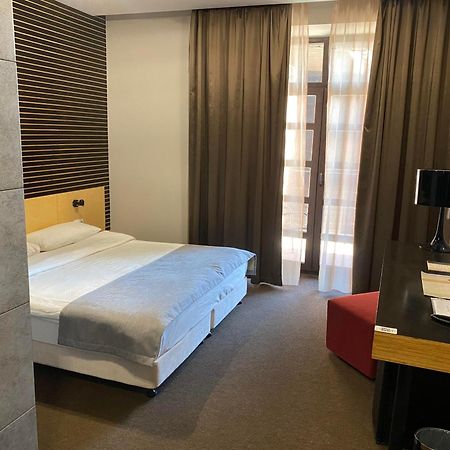 Park Hotel Switzerland Obariv Ngoại thất bức ảnh