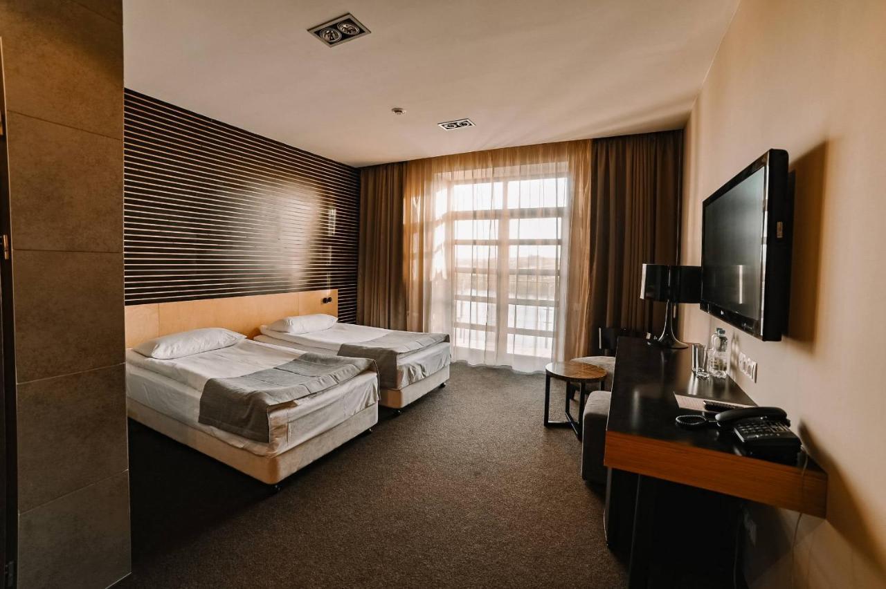 Park Hotel Switzerland Obariv Ngoại thất bức ảnh
