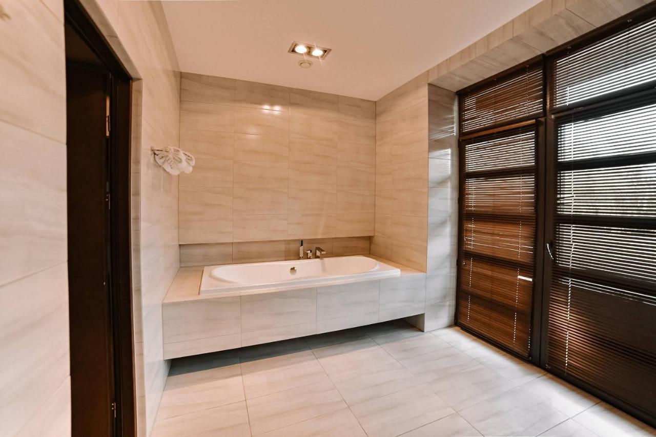Park Hotel Switzerland Obariv Ngoại thất bức ảnh
