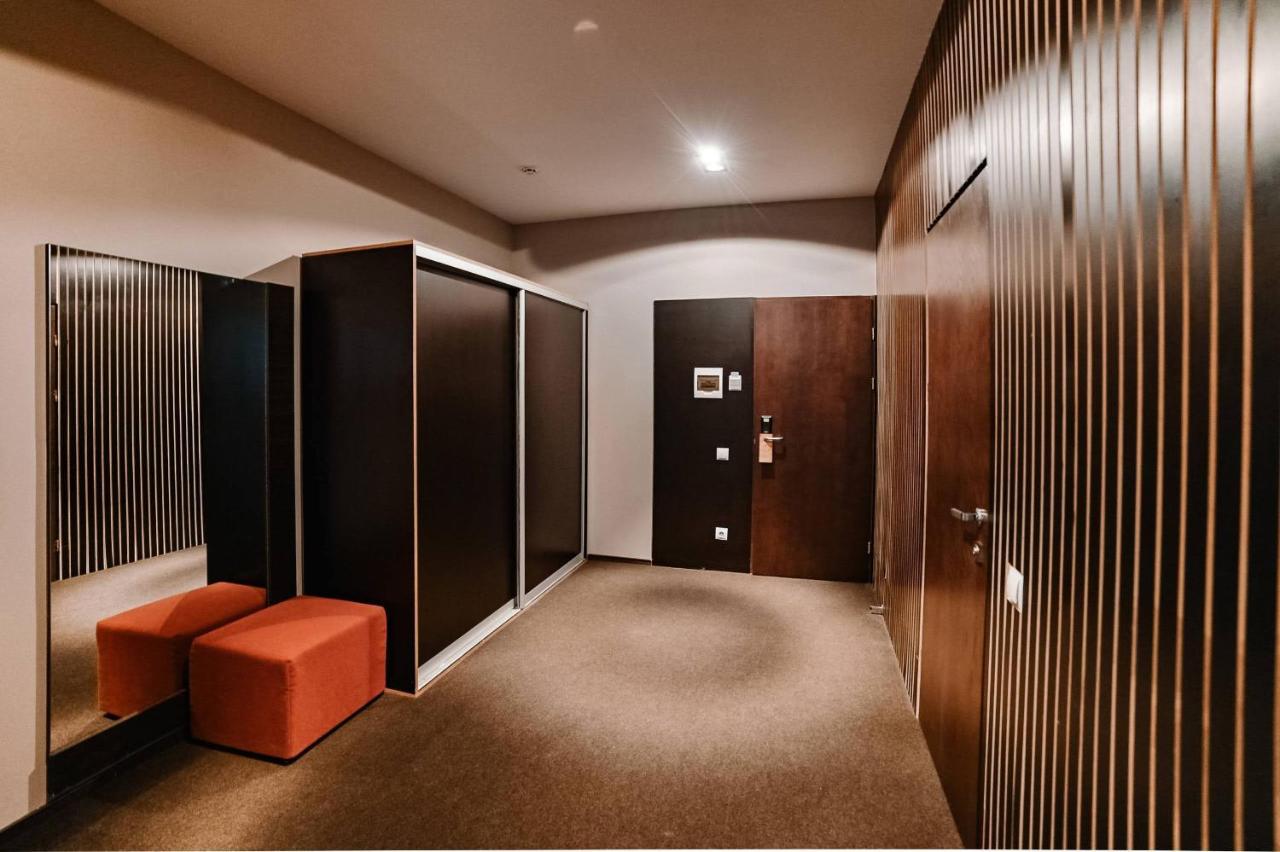 Park Hotel Switzerland Obariv Ngoại thất bức ảnh