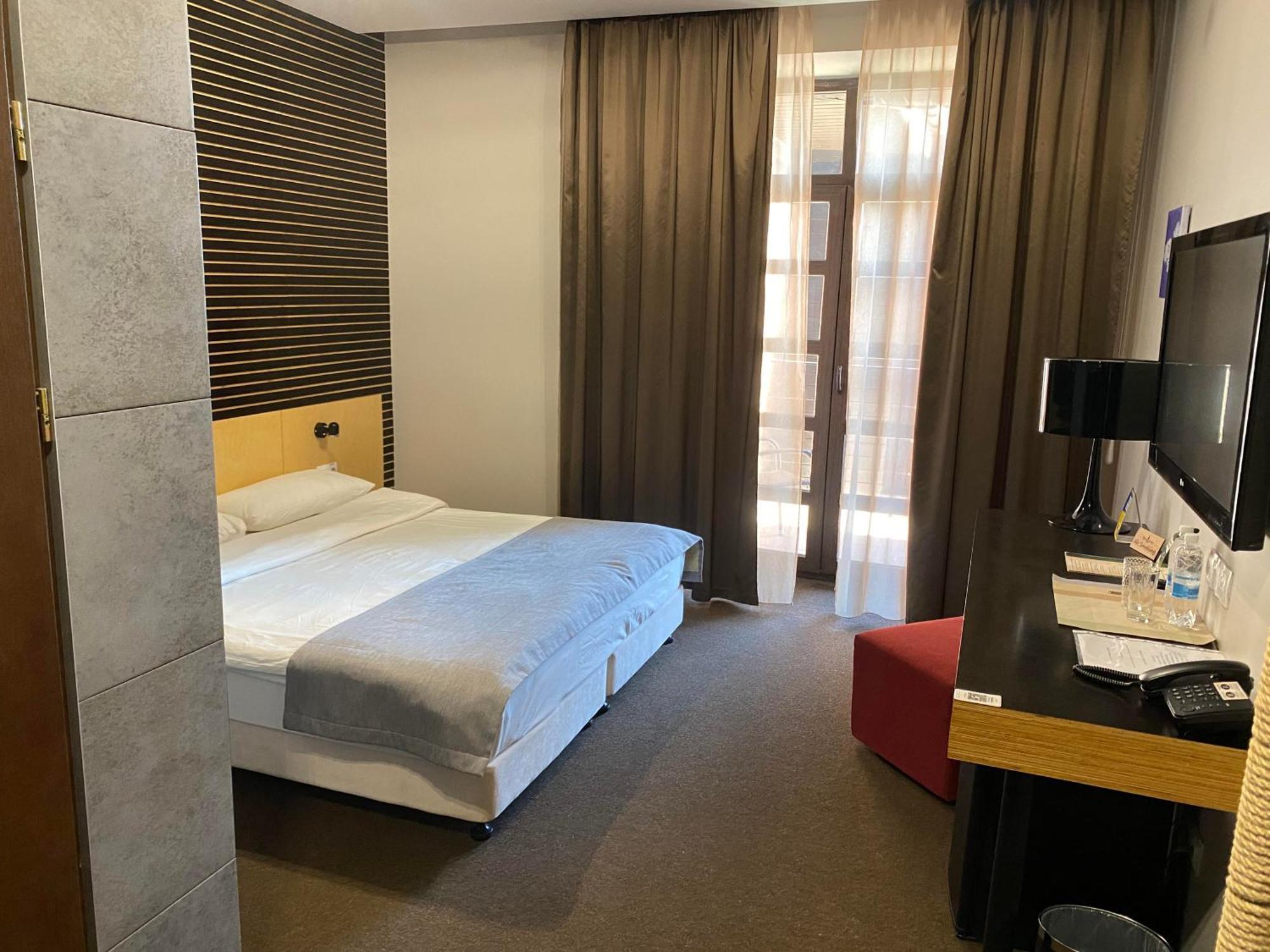 Park Hotel Switzerland Obariv Ngoại thất bức ảnh