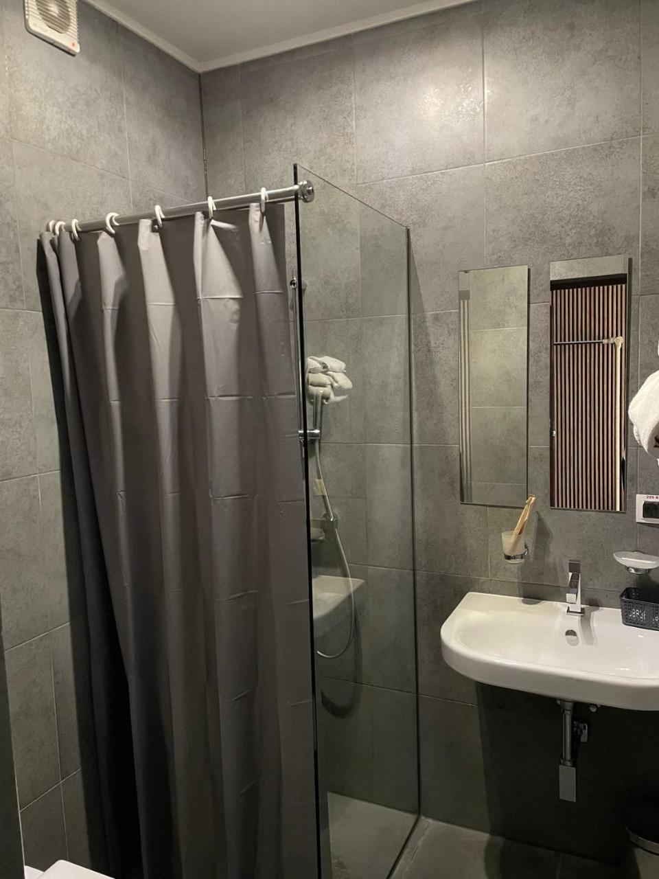 Park Hotel Switzerland Obariv Ngoại thất bức ảnh