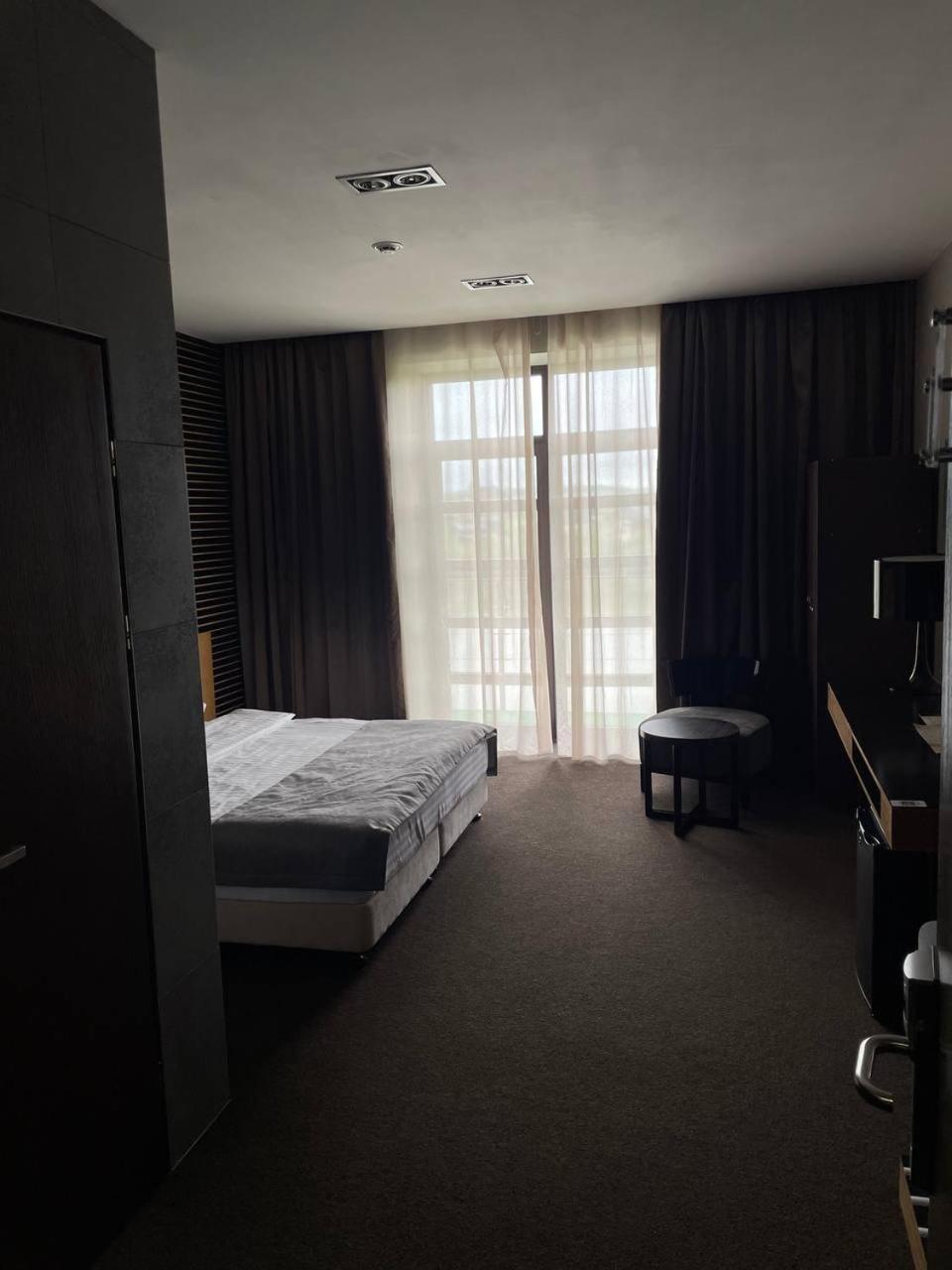 Park Hotel Switzerland Obariv Ngoại thất bức ảnh