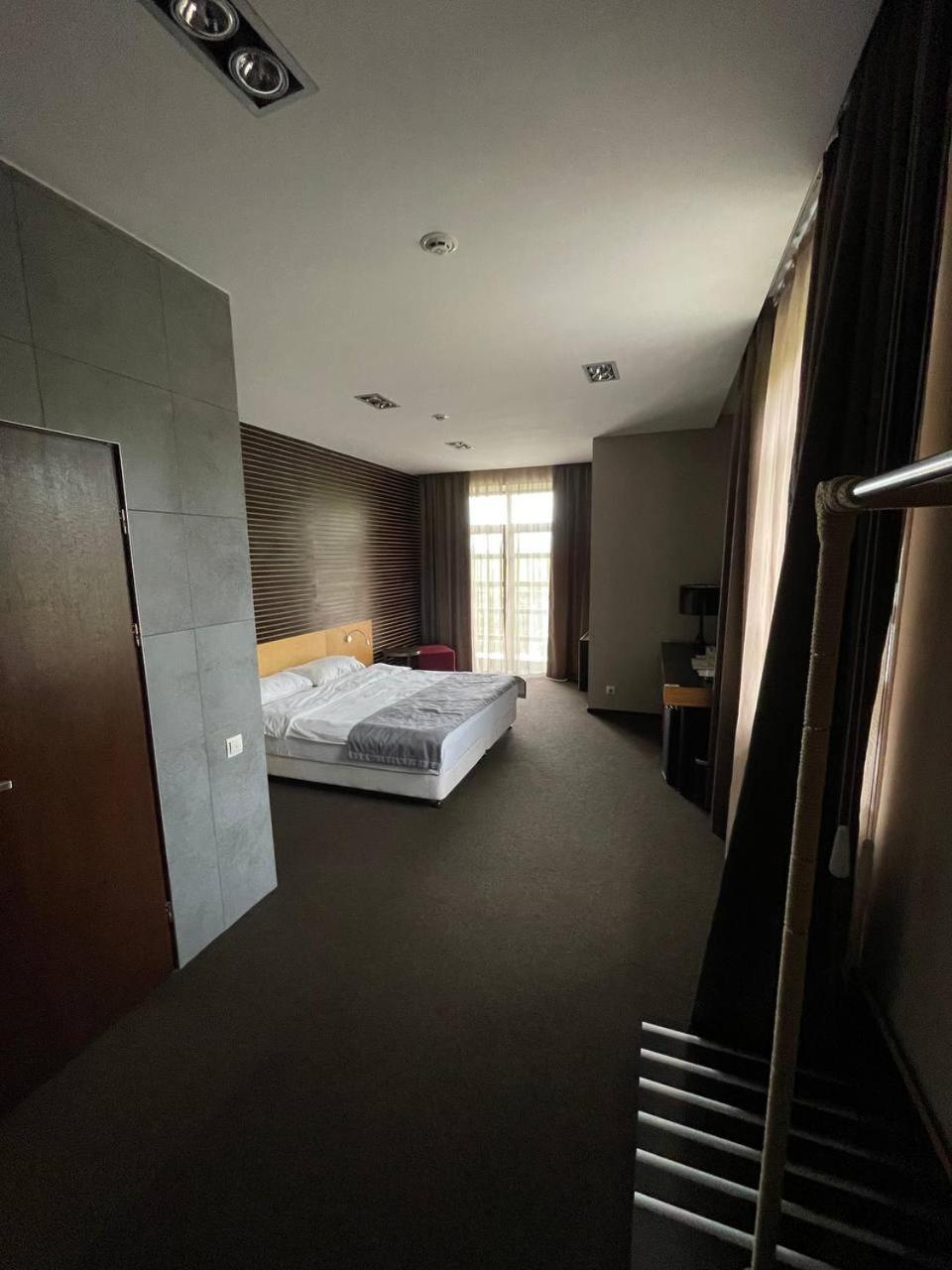 Park Hotel Switzerland Obariv Ngoại thất bức ảnh