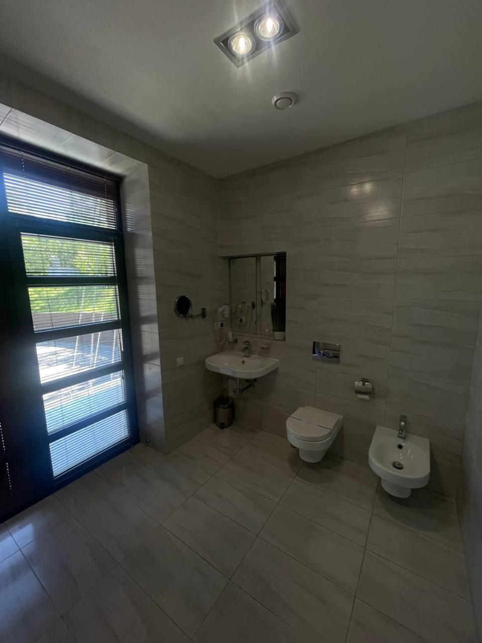 Park Hotel Switzerland Obariv Ngoại thất bức ảnh